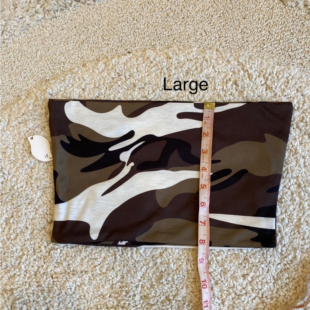 Camo crop tube top size medium large NWT - Picture 10 of 10